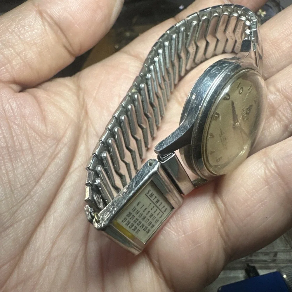 Working VTG HideX CALENDAR Swiss‎ 17 Jewels Manual Wind Mens Watch 30mm Fit 7in